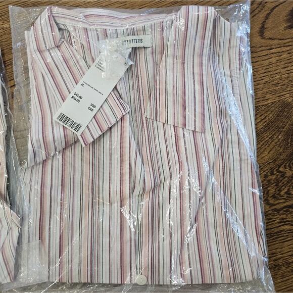 NWT Urban Outfitters Party Girl Sleeveless Blouse - Picture 5 of 5